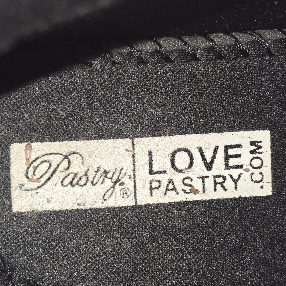 PASTRY BLACK POP TART GLITTER HIGH TOP GOTH PUNK STREETWEAR WOMENS SIZE 10 EUC - Picture 10 of 10
